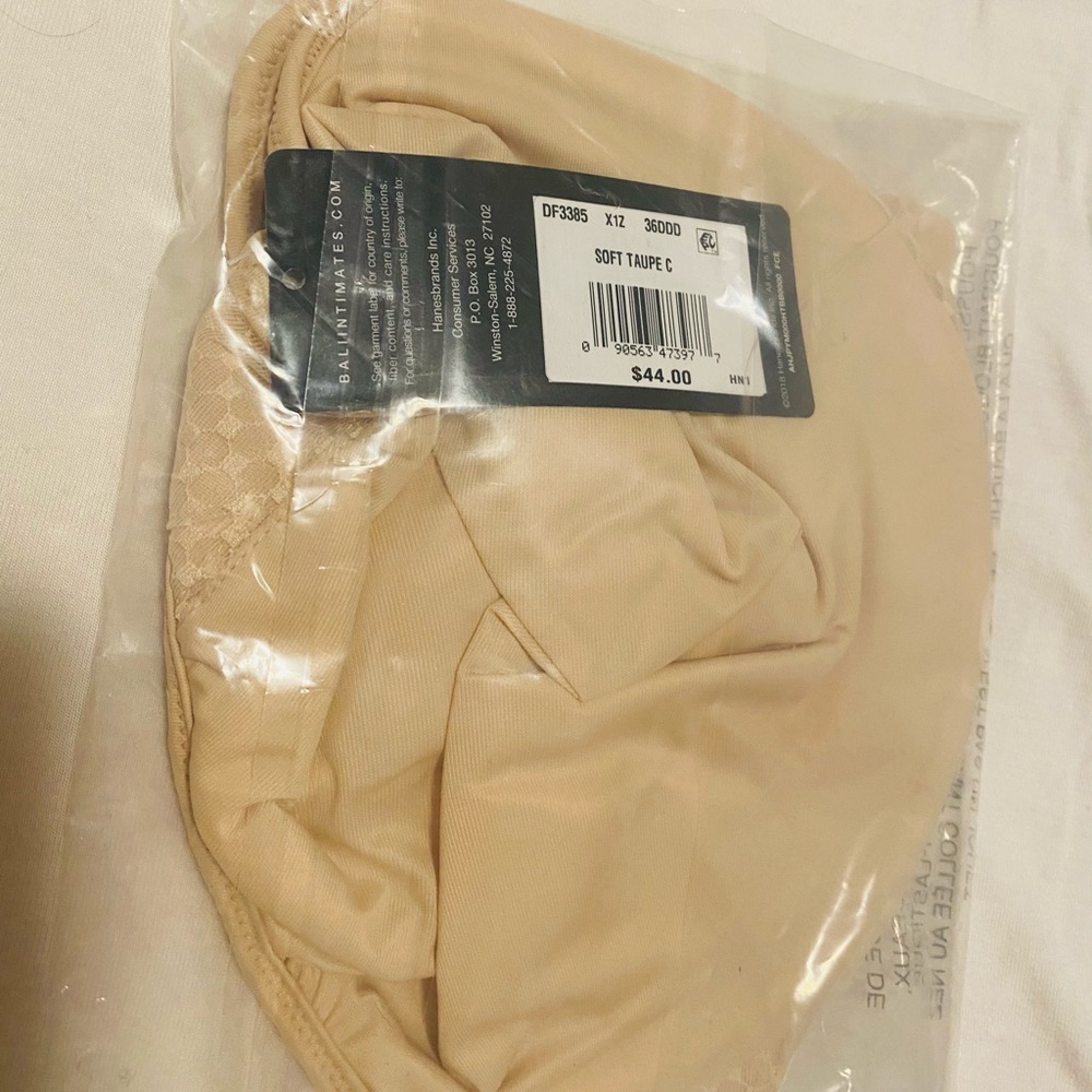 Bali intimate bras set of 3 sz: 36DDD NWT